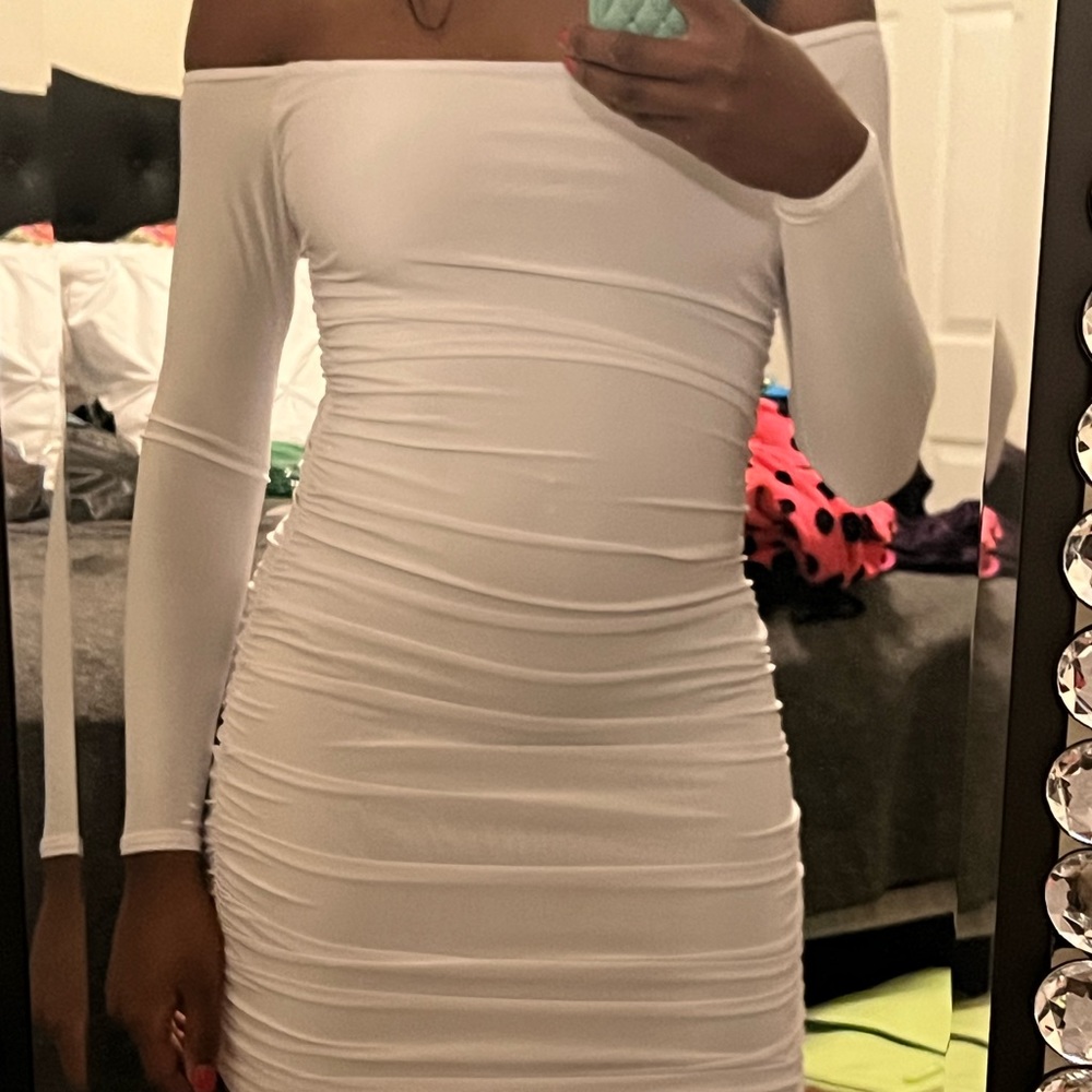 Off the shoulder ruched bodycon